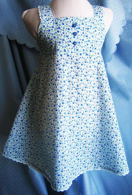 Robe d'été pour enfant.