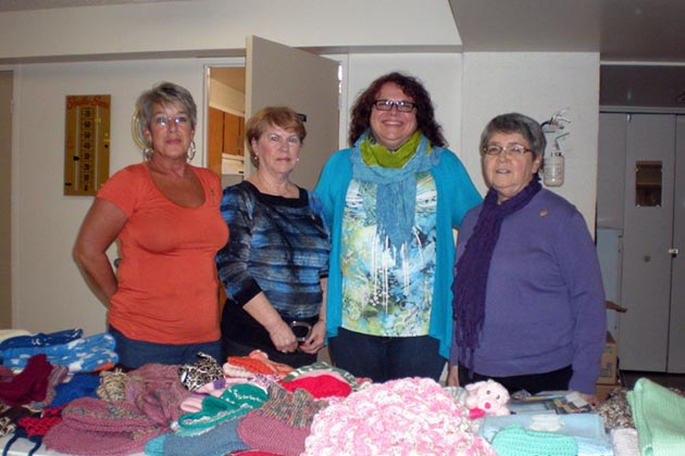 Remise de divers articles à l'organisme La Rose des Vents.