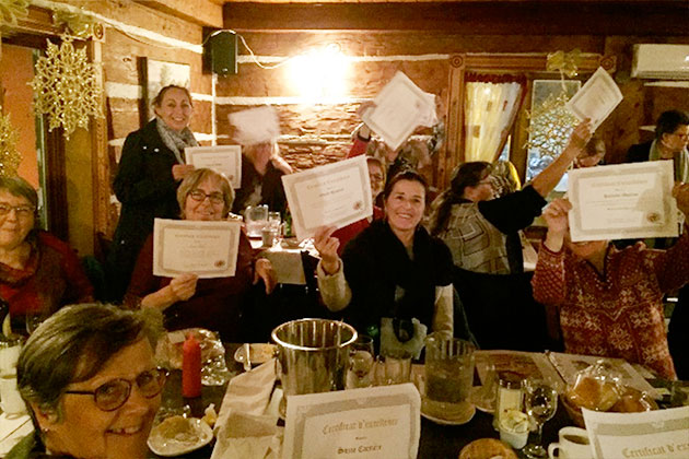 Remise de certificats d'excellence.