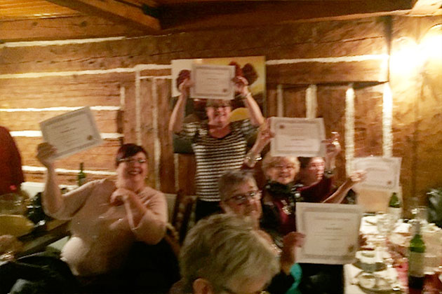 Remise de certificats d'excellence.